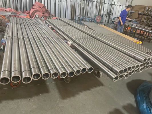 الوزن الخفيف القشرة المعدنية الصلبة الملمعة 1000mm - 8000mm